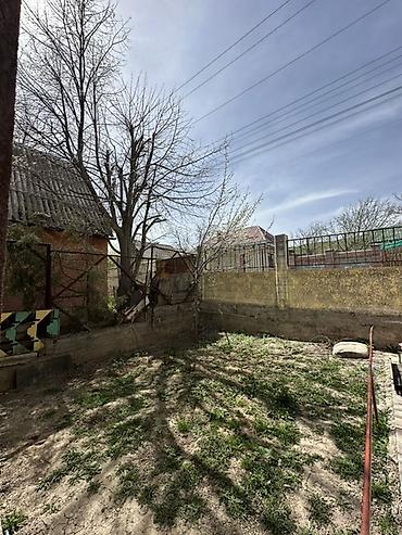 Продажа коттеджей и домов: Продаётся частный участок с двумя отдельными домами и хозяйственными — 7