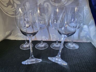 Čaše: Case nove,vintaz kristal za vino Montana Nemacka. Case tanji na lalafo.rs — 1 Čaše: Case nove,vintaz kristal za vino Montana Nemacka. Case tanji — 1