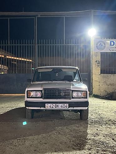 VAZ (LADA): VAZ (LADA) 2107: 1.6 l | 2004 il 280000 km Sedan — 1