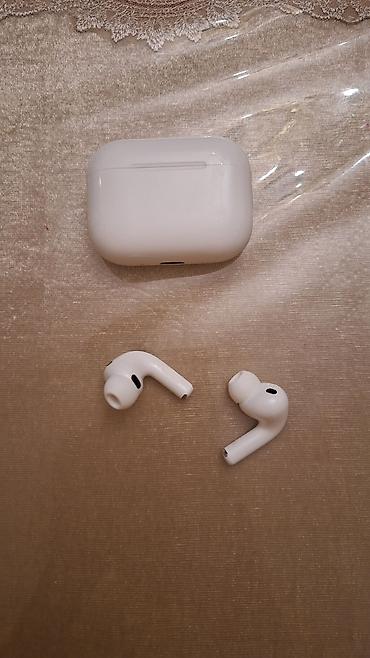 ucuz airpods: A Class Airpods Pro 3. Bu Gün alınıb 45 manata Airpods İşlədə — 2