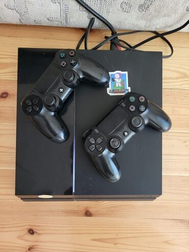 sony netbook: Məhsul: Sony PlayStation 4 (PS4) konsolu komplekt Tərkib: - PS4
