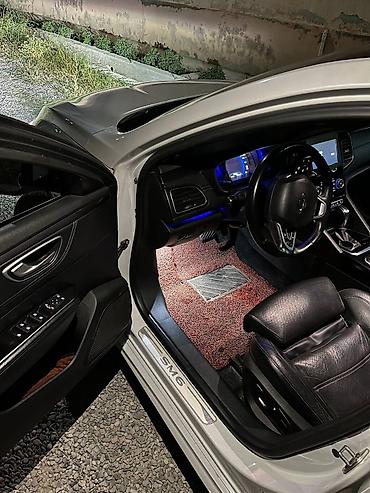 sprinter 4 4: Renault SM6: 2016 г., 2 л, Робот, Бензин, Седан — 5
