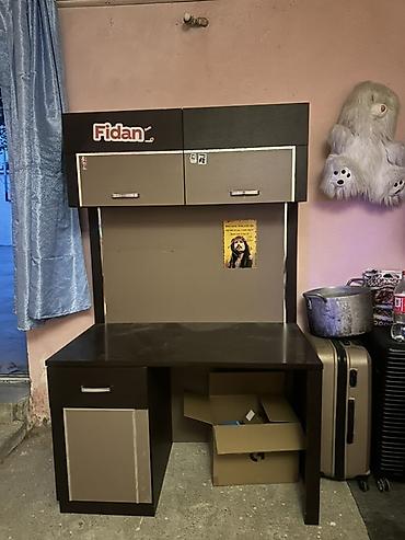 kompyuter stol: Düz masa, Polkalı, Siyirməli, MDF — 1
