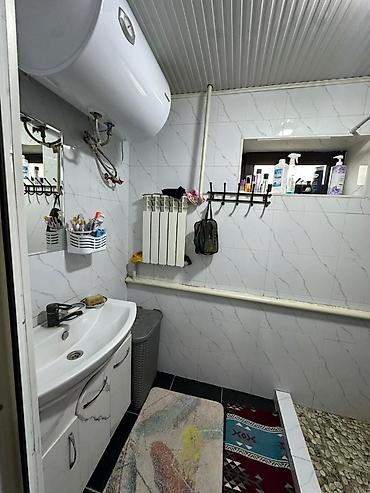 Продажа коттеджей и домов: 4 комнаты, 200 м², 15 соток, Маловодное, Собственник — 13