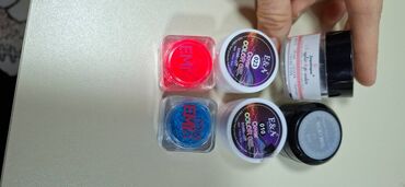 Digər gözəllik və estetika cihazları: Dırnaq ustasına işləməkçün lazım olan bütün növ bəzəklər tipsilər — 9