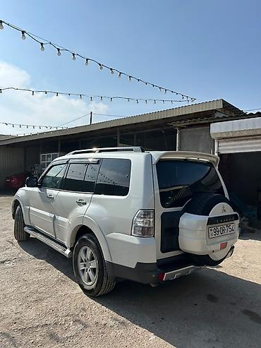 fire fire ucun adlar: Mitsubishi Pajero: 3 l | 2008 il 187 km Ofrouder/SUV — 2
