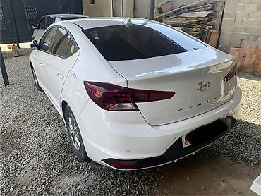 11000: Hyundai Avante: 2019 г., Автомат, Бензин, Седан — 5