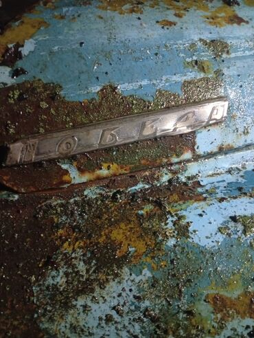 Digər avtomobil ehtiyat hissələri: Klassik sovet avtomobili – retro sedan (təxminən 1950–60-cı illər — 8