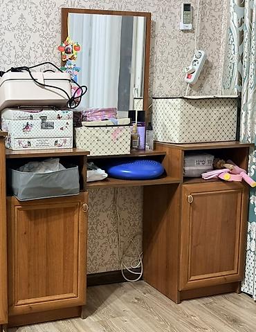 антресоли: Гарнитур для спальни в классическом стиле, цвет — теплый орех. Состав — 3