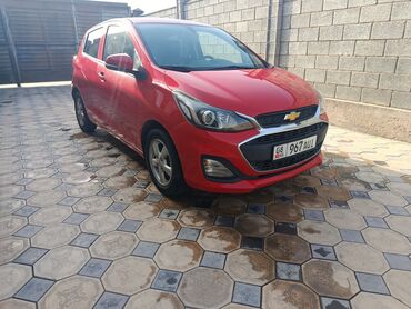 авторынок бишкека фото и цены: Chevrolet Spark: 2018 г., 1 л, Вариатор, Бензин, Хетчбек