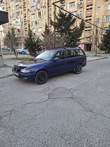 termostat opel astra f: Opel Astra F Universal (kombi), tünd mavi rəng. - Kuzov: 5 qapılı — 3
