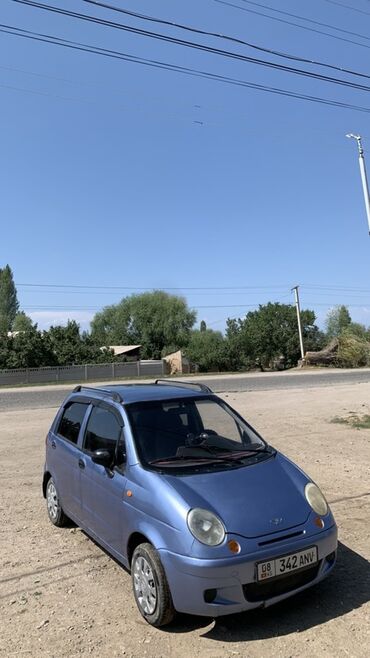 кованые диски купить: Автомобиль Daewoo Matiz синего цвета, представленный в кузове хэтчбек