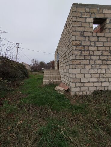 Həyət evləri və villaların satışı: 3 otaqlı, 80 kv. m, Təmirsiz — 1