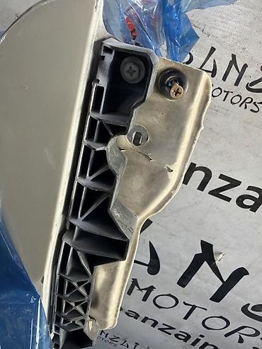 rx330 rx400: Салазка пластиковая передняя правая для Lexus RX330 (2 поколение — 5