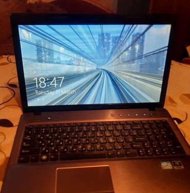 Lenovo: Lenovo 15 ", Intel Core i3, 128 GB