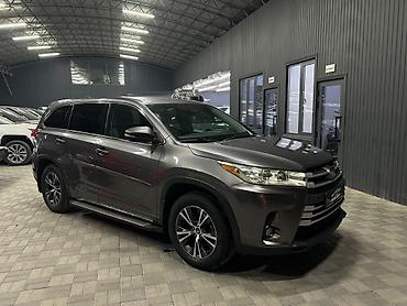 Toyota Highlander: 2019 г., 0.5 л, Автомат, Бензин, Внедорожник