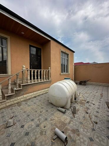 Həyət evləri və villaların satışı: Məmmədli 3 otaqlı, 100 kv. m, Yeni təmirli