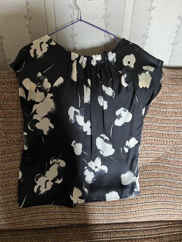 Köynək və bluzalar: Kofti v otlicnom sostoyanii — 11