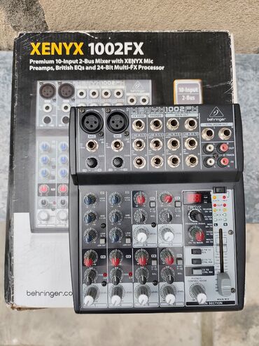 Pianolar: Behringer XENYX 1002FX mikşer satılır.ela vəziyetdedi cox az istifade