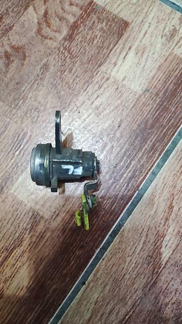 key maker: Toyota Carolla личинка дверного замка, Тойота каролла личинка дверного — 1