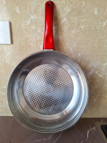 cem tavalar: Сковородка, цвет - Серебристый, Нержавеющая сталь, 28 см, Турция