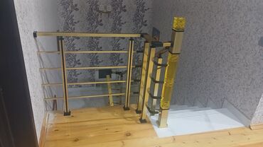 Pilləkən məhəccərləri: Şəkillərdə müxtəlif layihələr və tərtibat nümunələri göstərilib — 28