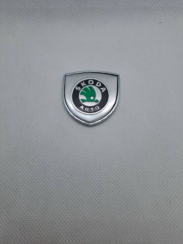 Tuning oprema: Samolepljivi metalni stiker za automobil - ŠKODA Metalni stiker za — 11