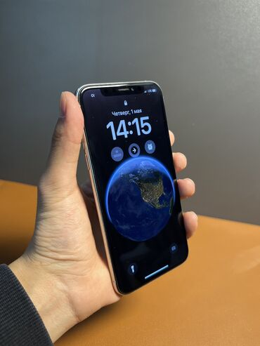 цены на бу айфоны: IPhone Xs, Колдонулган, 64 ГБ, Ак, Каптама, 75 %