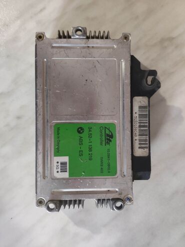 Другие детали электрики авто: Блоки управления двигателем BMW. Есть только то, что перечислено — 13