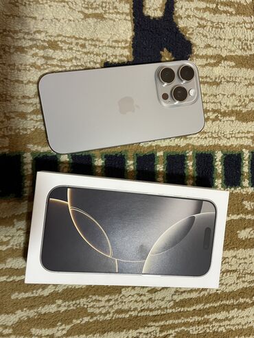 телефоны ми 9: IPhone 16 Pro, Колдонулган, 256 ГБ, Natural Titanium, Заряддоочу түзүлүш, Коргоочу айнек, 99 %