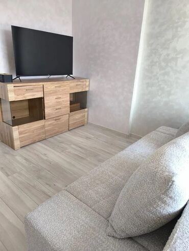 срочная продажа квартир в бишкеке без посредников: 1 комната, Агентство недвижимости, Без подселения, С мебелью частично