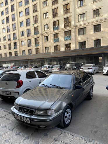 Daewoo: Daewoo Nexia: 2004 г., 1.6 л, Механика, Бензин, Седан