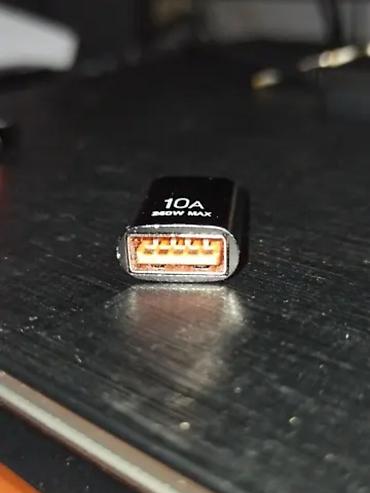 kontakt notebook: USB-A ↔ USB‑C Güc Adapterləri (10A, 240W MAX) Kompakt çevricilər: - — 9