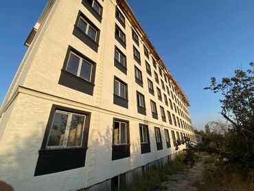 квартира за 6000: 1 бөлмө, 41 кв. м, Элитка, 5 кабат, ПСО (өзү оңдоп түзөтүп бүтүү үчүн)