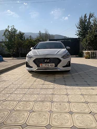 сантафе гибрид: Hyundai Sonata: 2018 г., 2 л, Автомат, Газ, Седан — 1