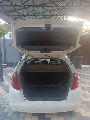авто фышка: Honda Fit: 2009 г., 1.3 л, Робот, Бензин, Хэтчбэк — 5