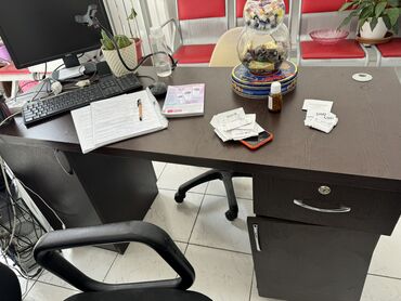 ofis mebeli satilir: Б/у, Для сотрудника, Прямоугольный стол