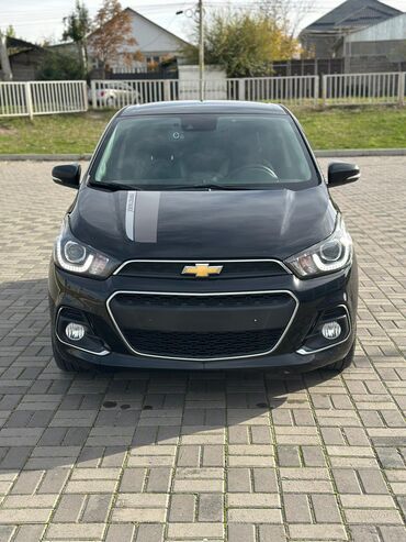 Chevrolet: Chevrolet Spark: 2016 г., 1 л, Вариатор, Бензин, Хэтчбэк