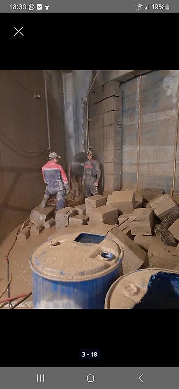 Демонтажные работы: Снос стен, Разбор полов, Снятие потолков | Гипсокартонная стена, Снос перегородки, Снятие старой штукатурки | Зачистка от старых обоев, Сбивка старой штукатурки, Снятие извести | Демонтаж ламината, Демонтаж паркета, Демонтаж линолеума | Крыша из шифера, Металлочерепичная кровля, Мягкая кровля Больше 6 лет опыта — 6