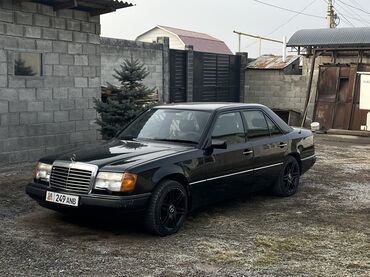 Mercedes-Benz: Mercedes-Benz W124: 1988 г., 2.3 л, Механика, Бензин, Седан — 12