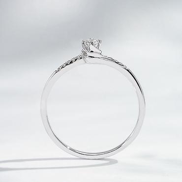 Үлпөт көйнөктөрү жана аксессуарлар: 💍 Кольцо из белого золота 18K с лабораторными бриллиантами • Золото — 5