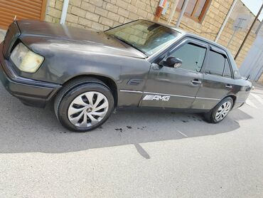 Mercedes-Benz: Mercedes-Benz E 200: 2 l | 1992 il