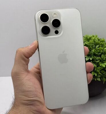 продаю айфон: IPhone 15 Pro Max, 256 ГБ, Серебристый, Face ID