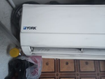 Бочки: Salam kondiconerin matou yanib son qiymet