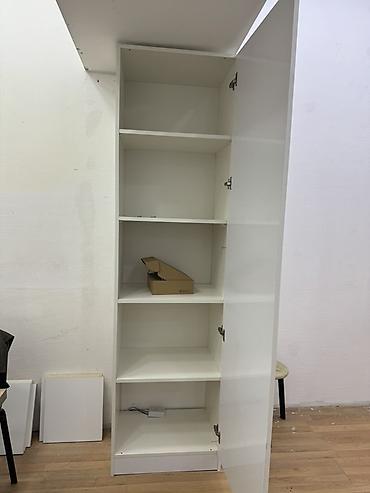 Ağ rəngli, şaquli saxlama şkafı - Material: laminat/MDF tipli lövhə