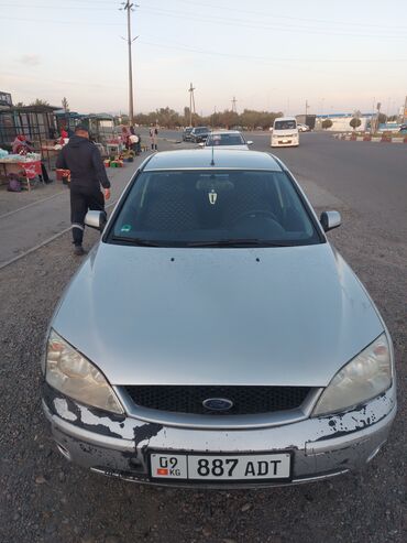 машины 2022: Ford Mondeo: 2001 г., 1.8 л, Механика, Бензин, Седан