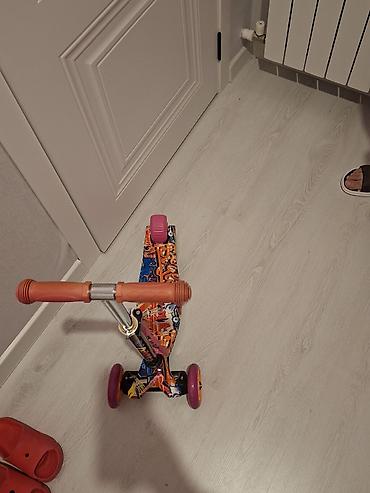 scooter kiraye: Uşaq skuterı - Üç təkərli model: iki ön, bir arxa təkər – balansı — 2
