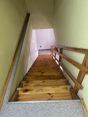 Долгосрочная аренда комнат: 90 м² — 4