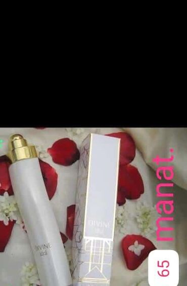 Ətriyyat: Oriflame brendinin "Dancing Lady Hypnotic Night" ətri. Bu ətir 50 ml — 74