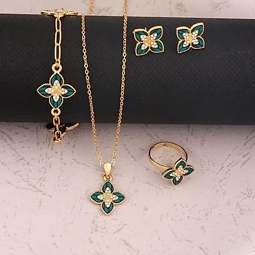 Setovi nakita: Set nakita – 2 varijante 1) Srebrni lanac i narukvica - Materijal — 5